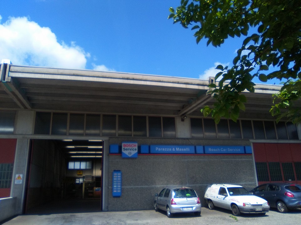 Officina riparazioni auto a Bologna